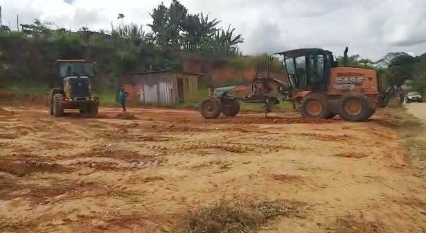 Camacã: A semana de visitas a obras do prefeito Paulo do Gás foi bastante produtiva